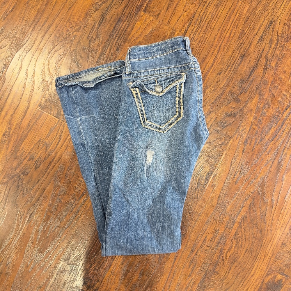 Daytrip Leo Distressed Bootcut Jeans, Size 27 X L - Picture 1 of 7